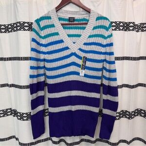 NEW! Faded Glory V-Neck Sweater